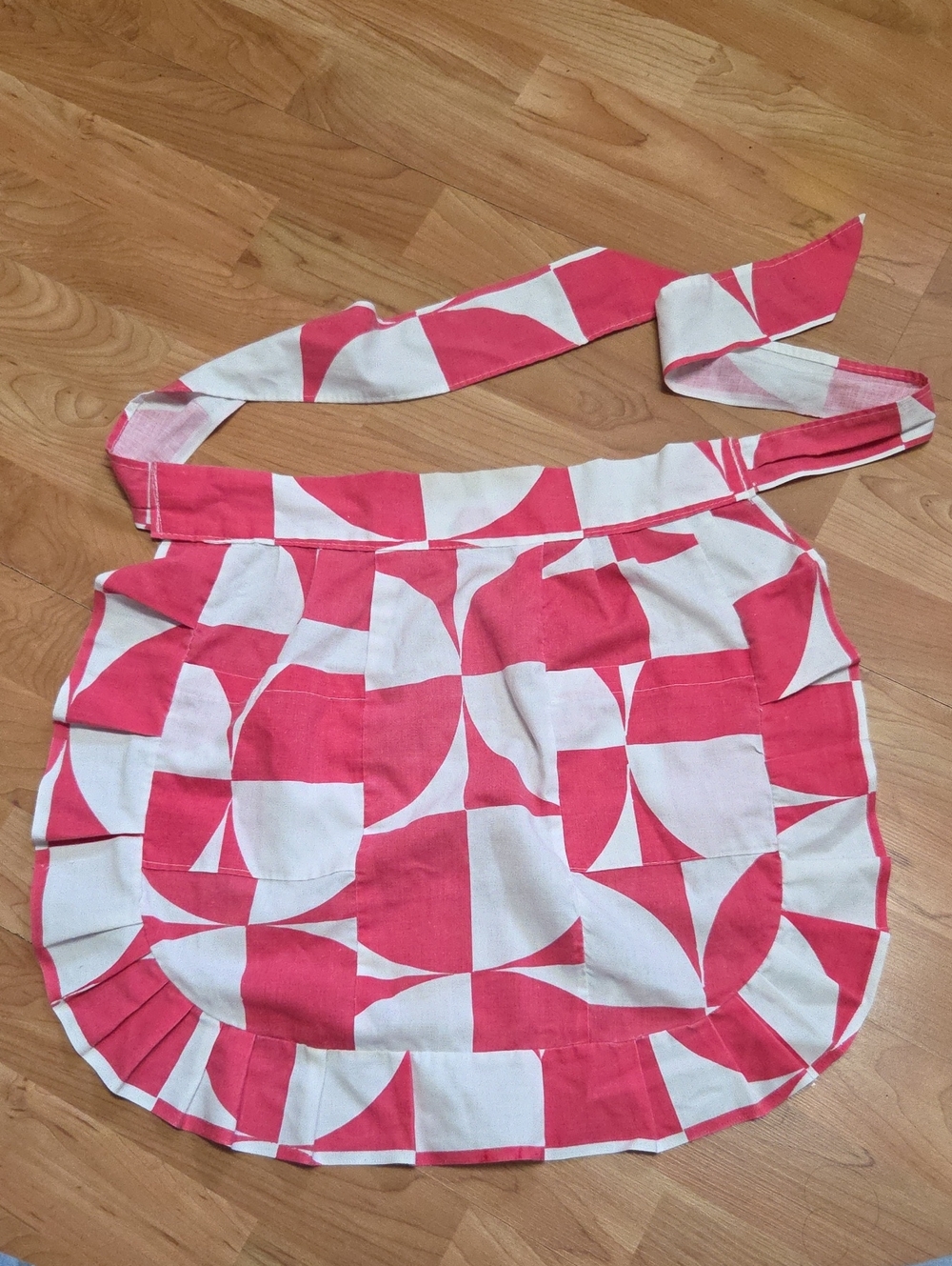 Pink and White Geometric Half Apron